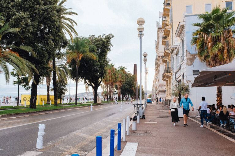 Envie de découvrir l&rsquo;ambiance cosmopolite de Nice ?